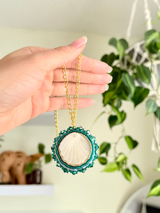 Fresh water pearl shell necklace